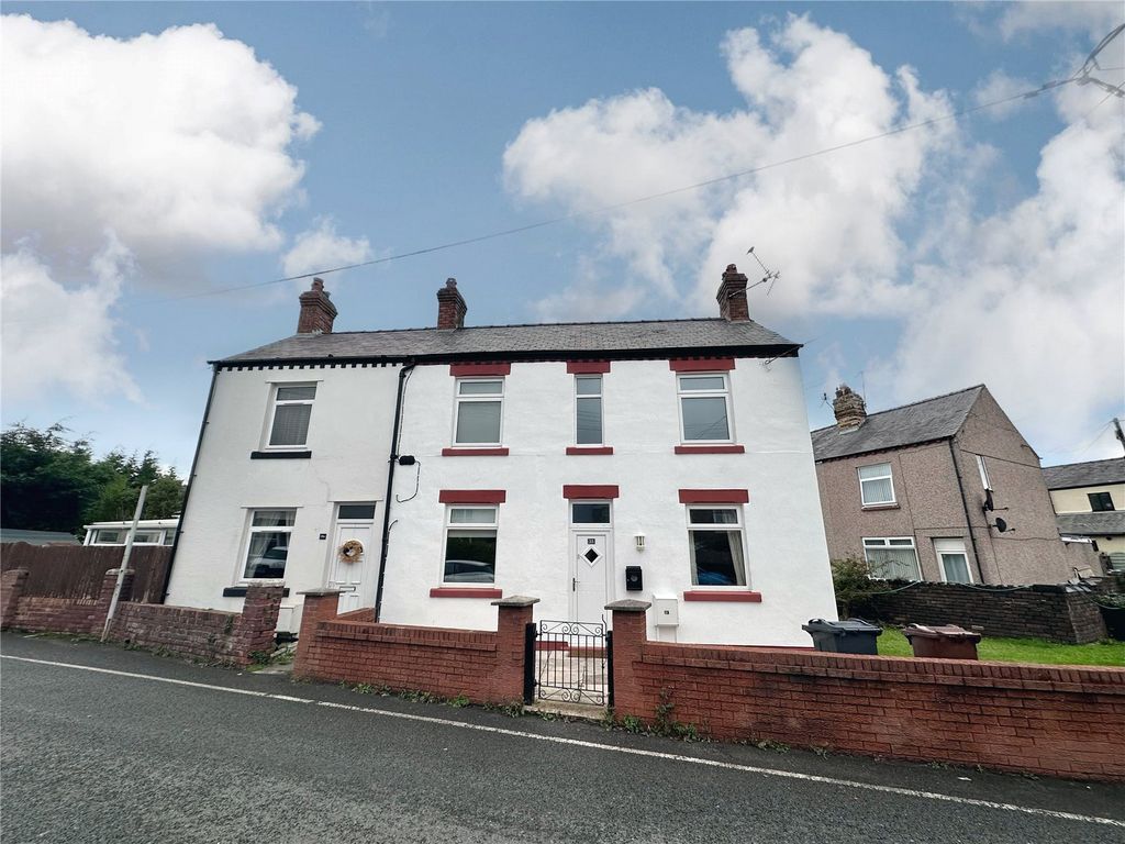 3 bed semidetached house for sale in Ewloe Place, Buckley, Flintshire