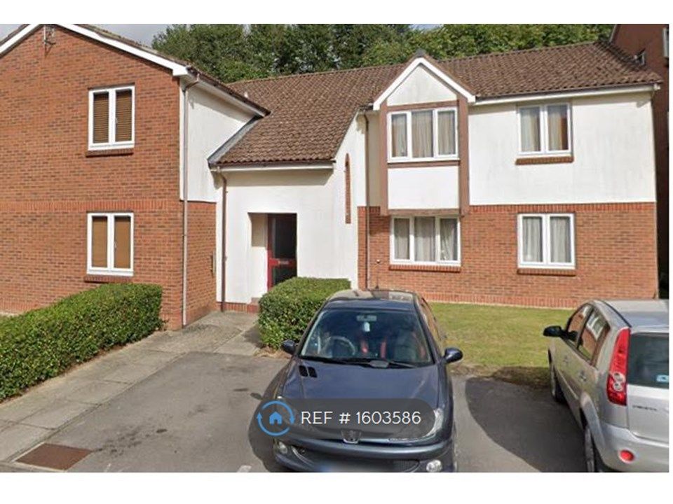 1 bed flat to rent in Station Hill, Crawley RH10 Zoopla