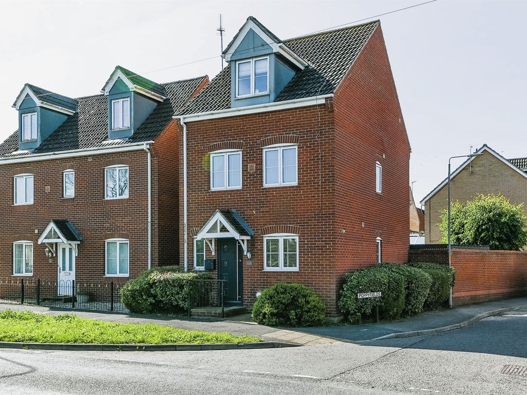 4 bed detached house for sale in Clenchwarton Road, West Lynn, King's