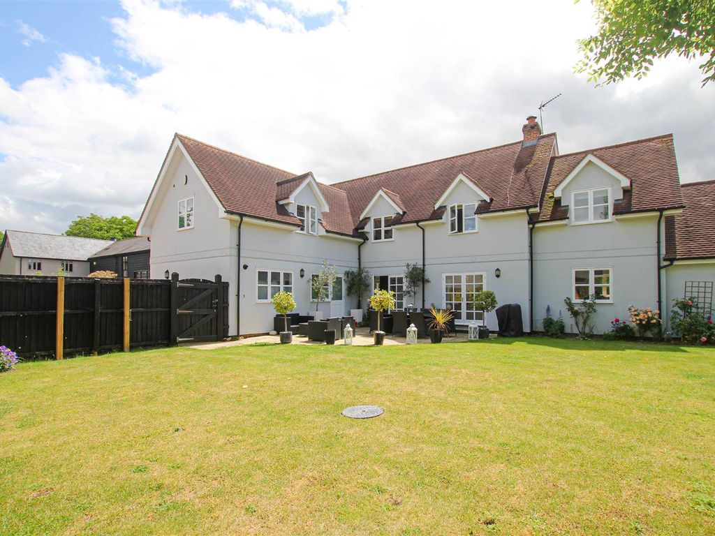 5 bed detached house to rent in Back Lane, Ickleton, Saffron Walden