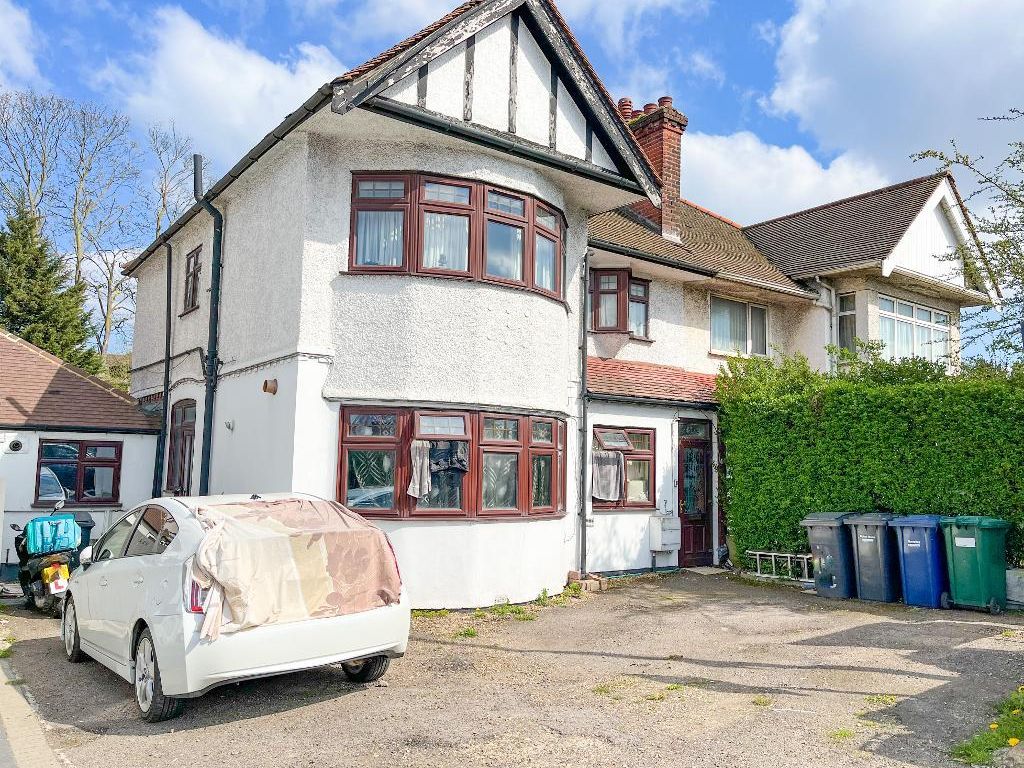 2 bed flat for sale in Hendon Way, London NW2 Zoopla