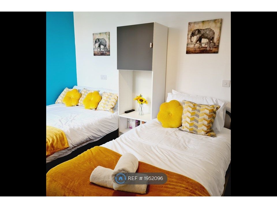 Room to rent in Sheridan Street, Sinfin, Derby DE24, £1,050 pcm Zoopla