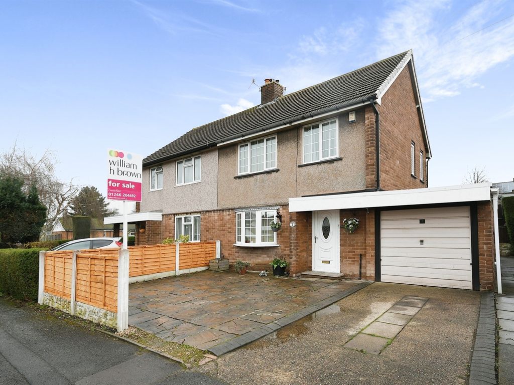3 bed semidetached house for sale in Cordwell Close, Staveley