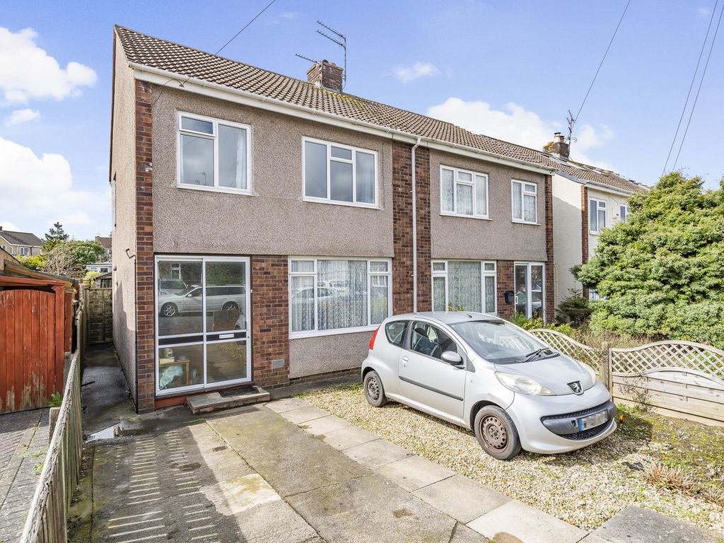 3 bed semidetached house for sale in Meadow View, Bristol BS36, £