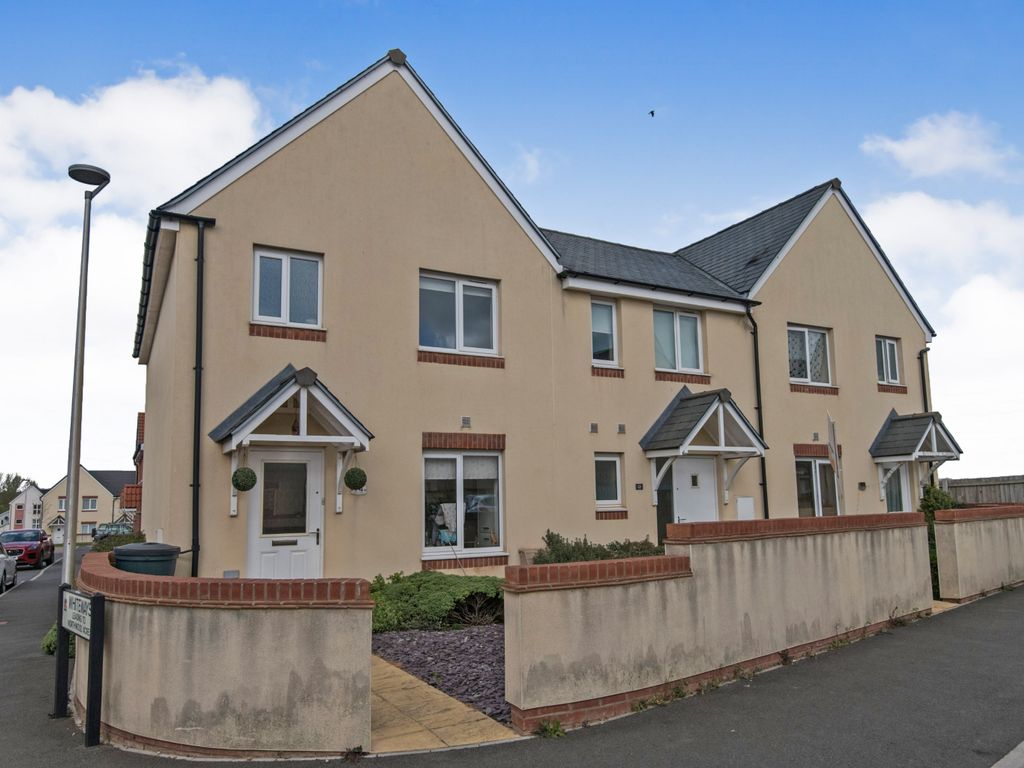 3 bed semidetached house for sale in Shareford Way, Cranbrook, Exeter