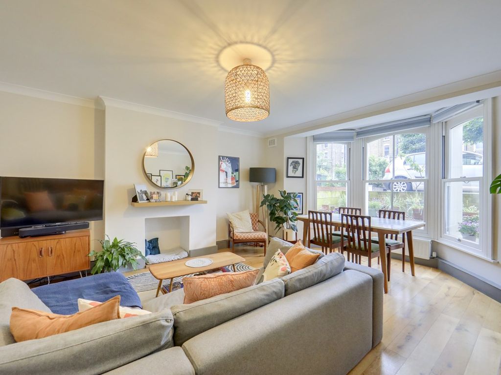 2 bed flat for sale in Manor Park, Hither Green, London SE13, £450,000