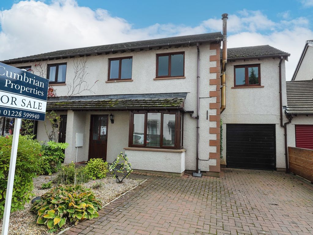 4 bed property for sale in Somerwood Close, Long Marton, Appleby In
