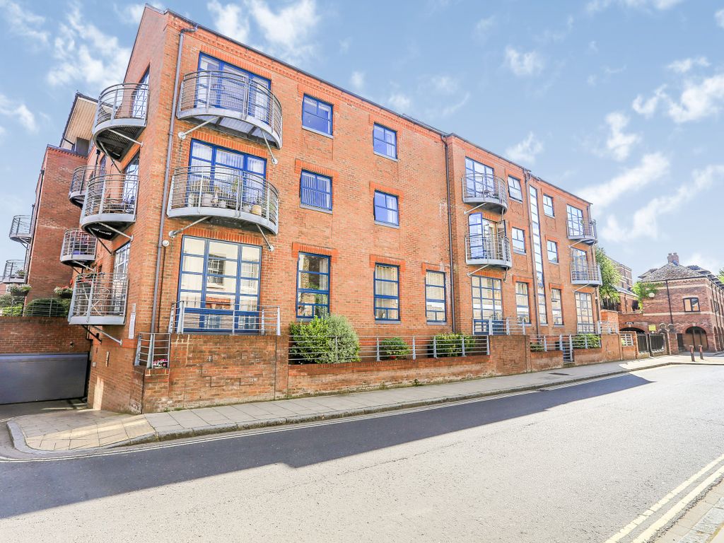 2 bed flat for sale in Emperors Wharf, Skeldergate, York, North