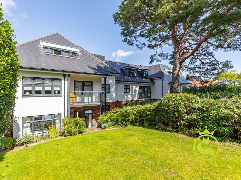 2 bed flat for sale in Penn Hill Avenue, Poole BH14, £340,000 Zoopla