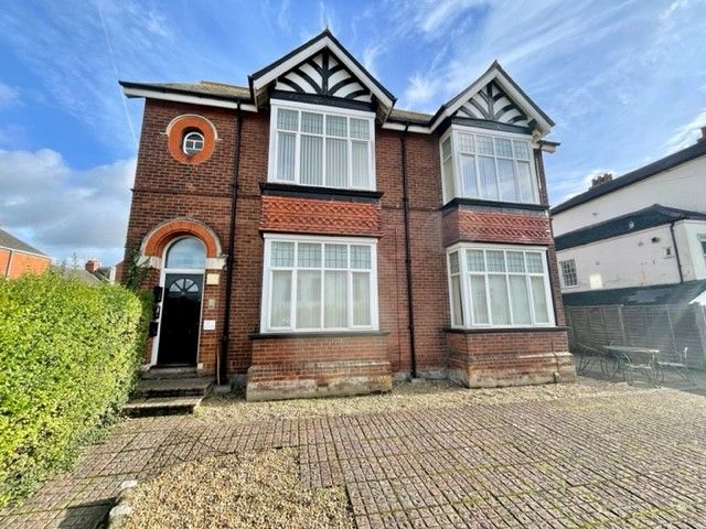 Old Tiverton Road Central Exeter EX4