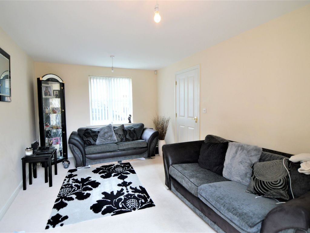 3 bed semidetached house to rent in Kepwick Road, Hamilton, Leicester