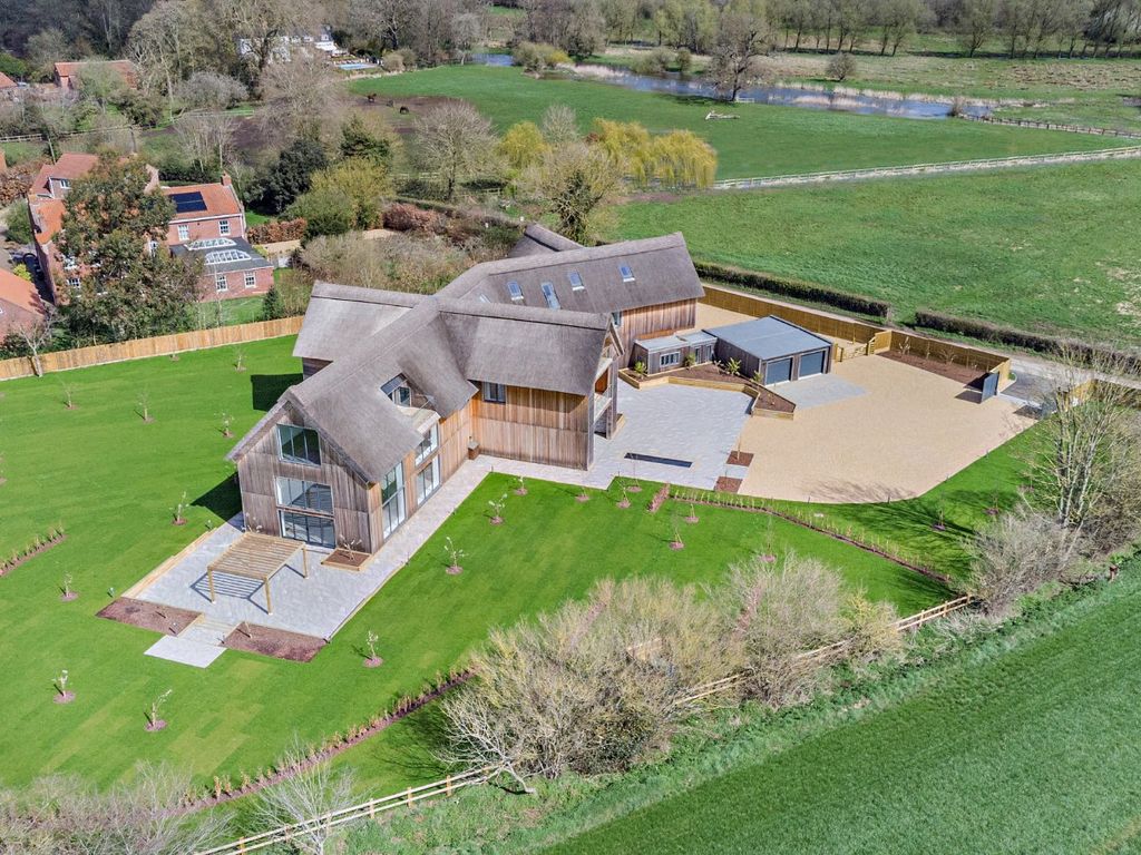 New home, 6 bed detached house for sale in Rectory Road, Lyng, Norwich