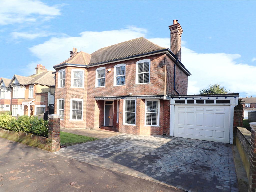 4 bed detached house for sale in Park Avenue, Gillingham, Kent ME7 Zoopla