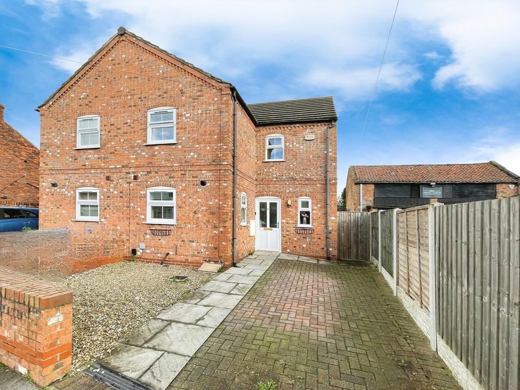 3 bed semidetached house for sale in White Street, Selby YO8, £170,000 Zoopla