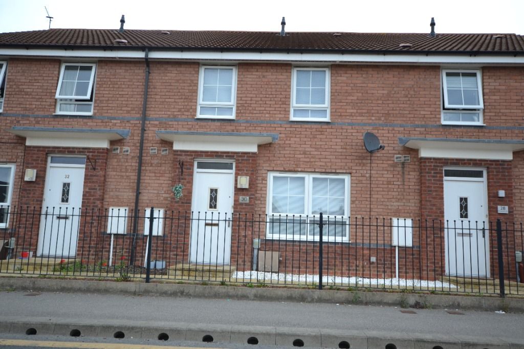 2 bed terraced house to rent in Runnymede Lane, Hull HU7, £650 pcm Zoopla