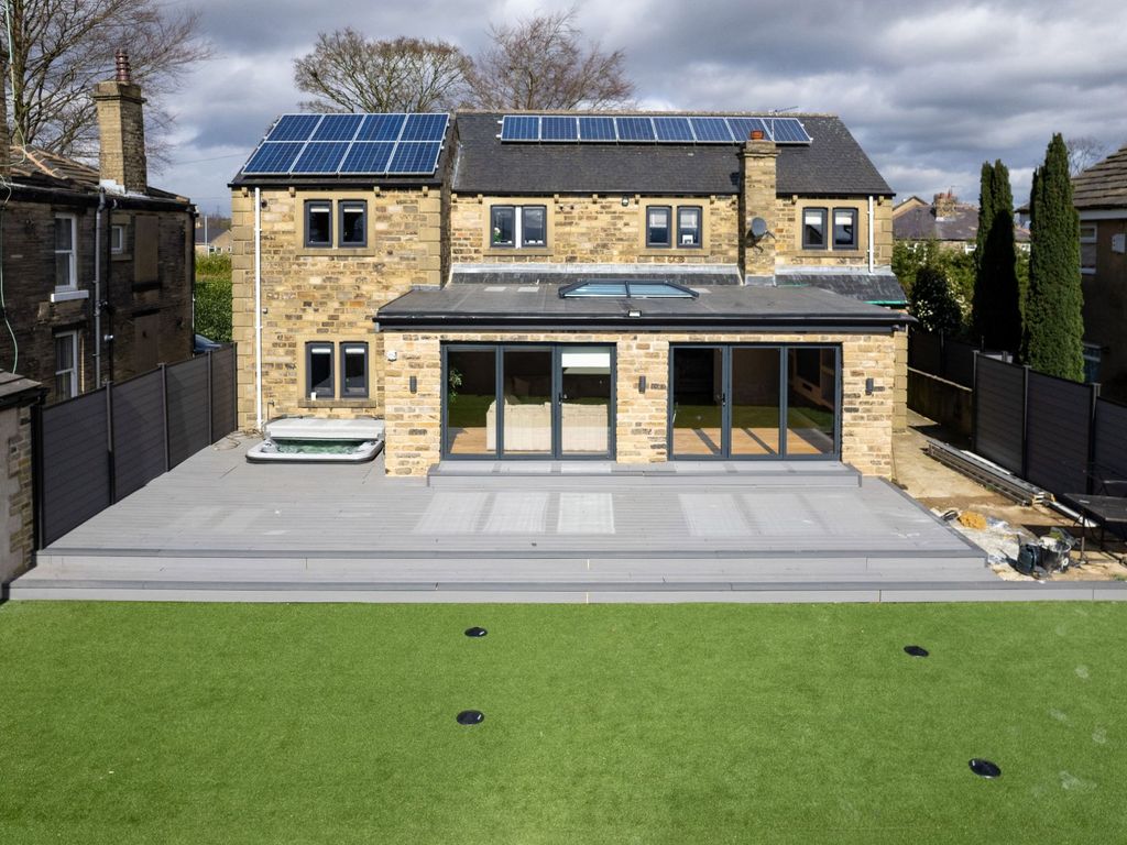 4 bed detached house for sale in Westfield Lane, Wyke, Bradford BD12