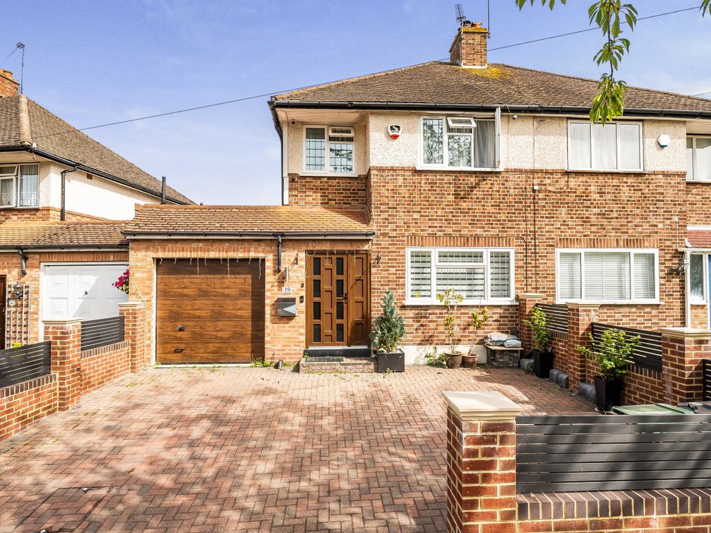 4 bed semidetached house for sale in Bassetts Way, Orpington, Kent BR6