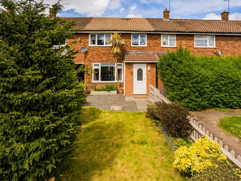 3 bed terraced house for sale in Farnham Road, Farnham Royal SL2 Zoopla