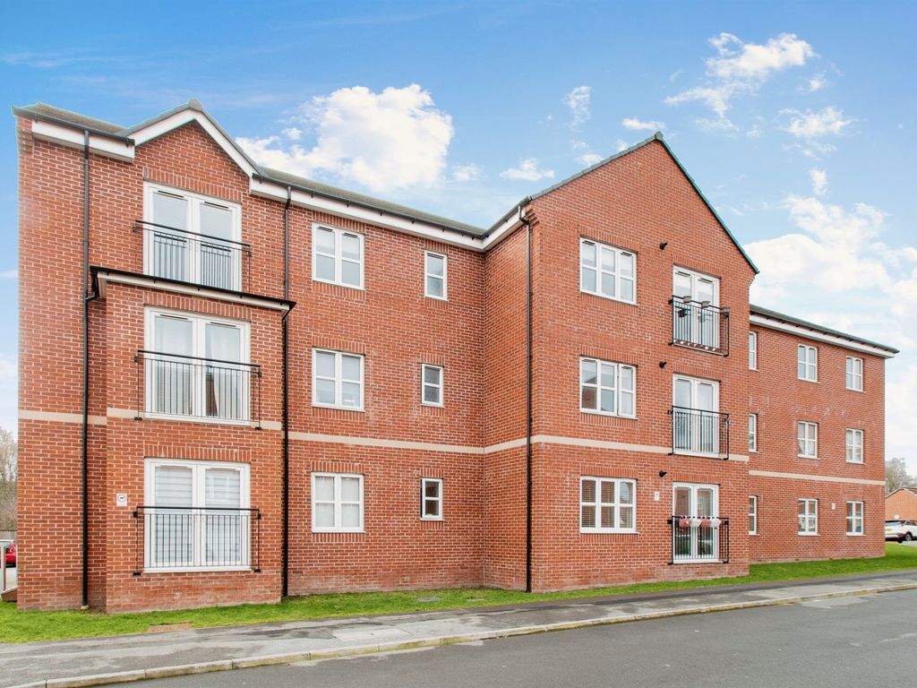 2 bed flat for sale in Scampston Drive, East Ardsley, Wakefield WF3, £