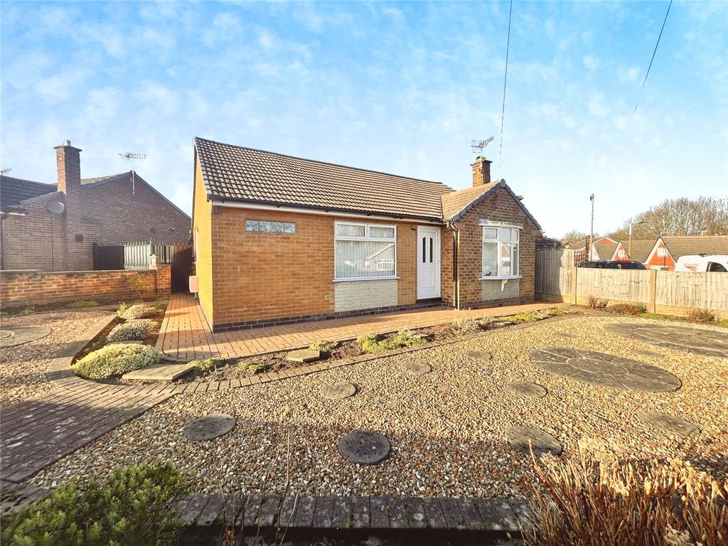 2 bed bungalow for sale in Springfield Gardens, Ilkeston, Derbyshire DE7, £230,000 Zoopla