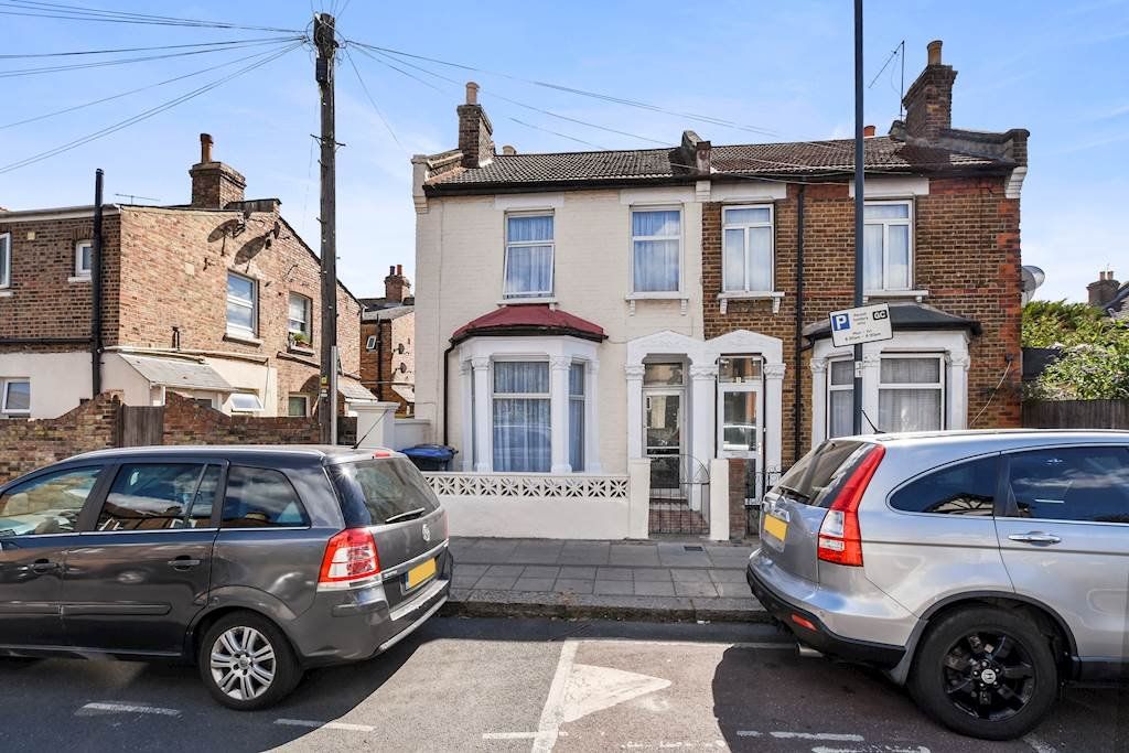 Castle Villas, Belton Road, London NW2  