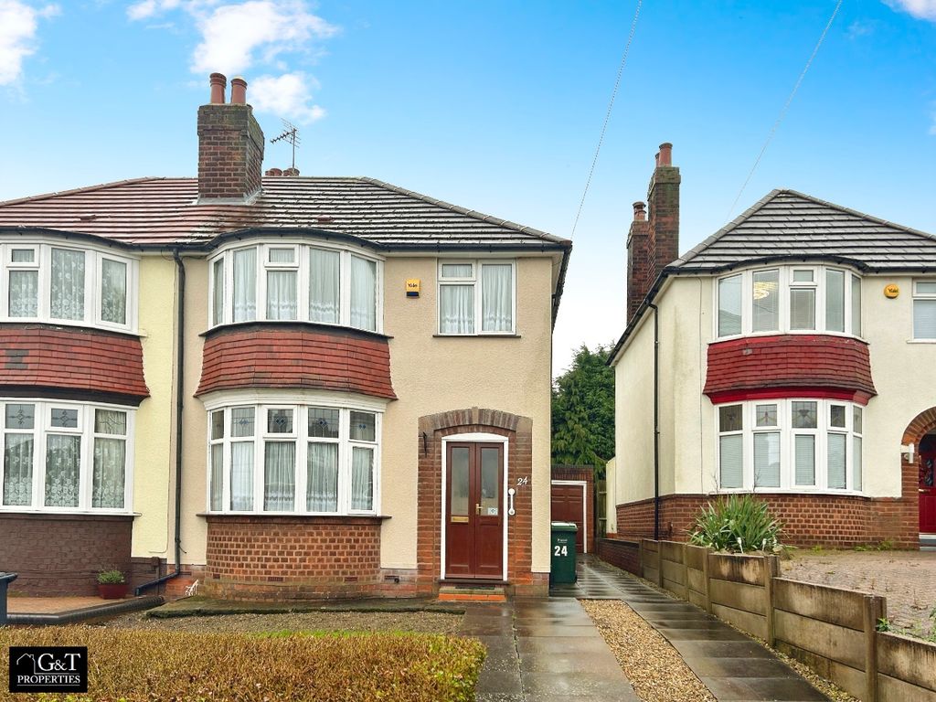 3 bed semidetached house for sale in Oak Crescent, Tividale, Oldbury