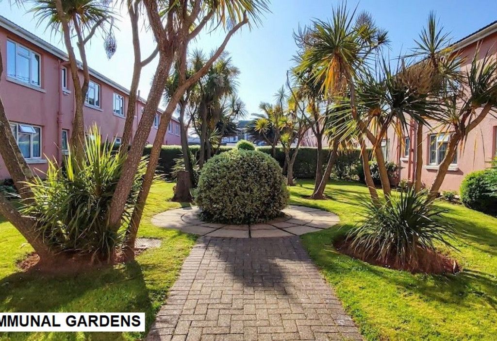 1 bed flat for sale in Esplanade Road, Paignton TQ4, £110,000 Zoopla