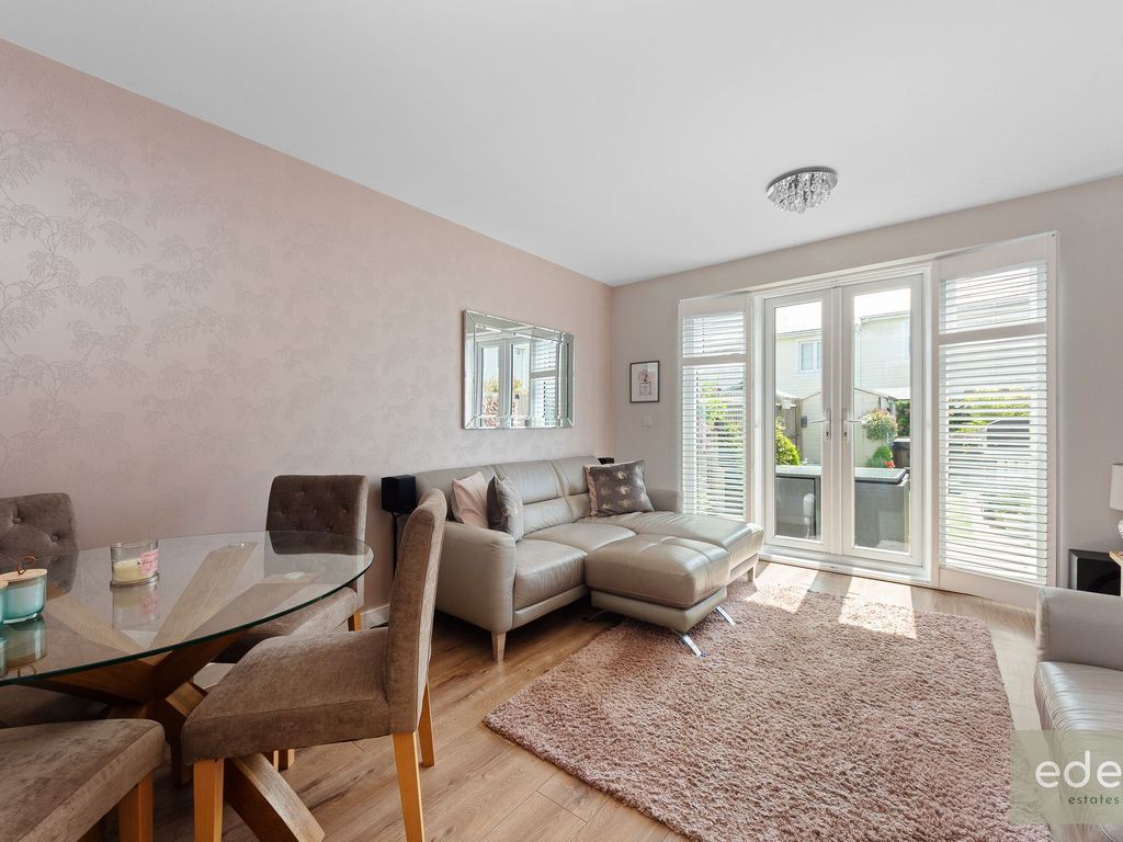 2 bed terraced house for sale in Ashfield Close, Snodland ME6 Zoopla