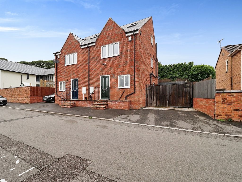 3 bed semidetached house for sale in Hardwick Street, Tibshelf