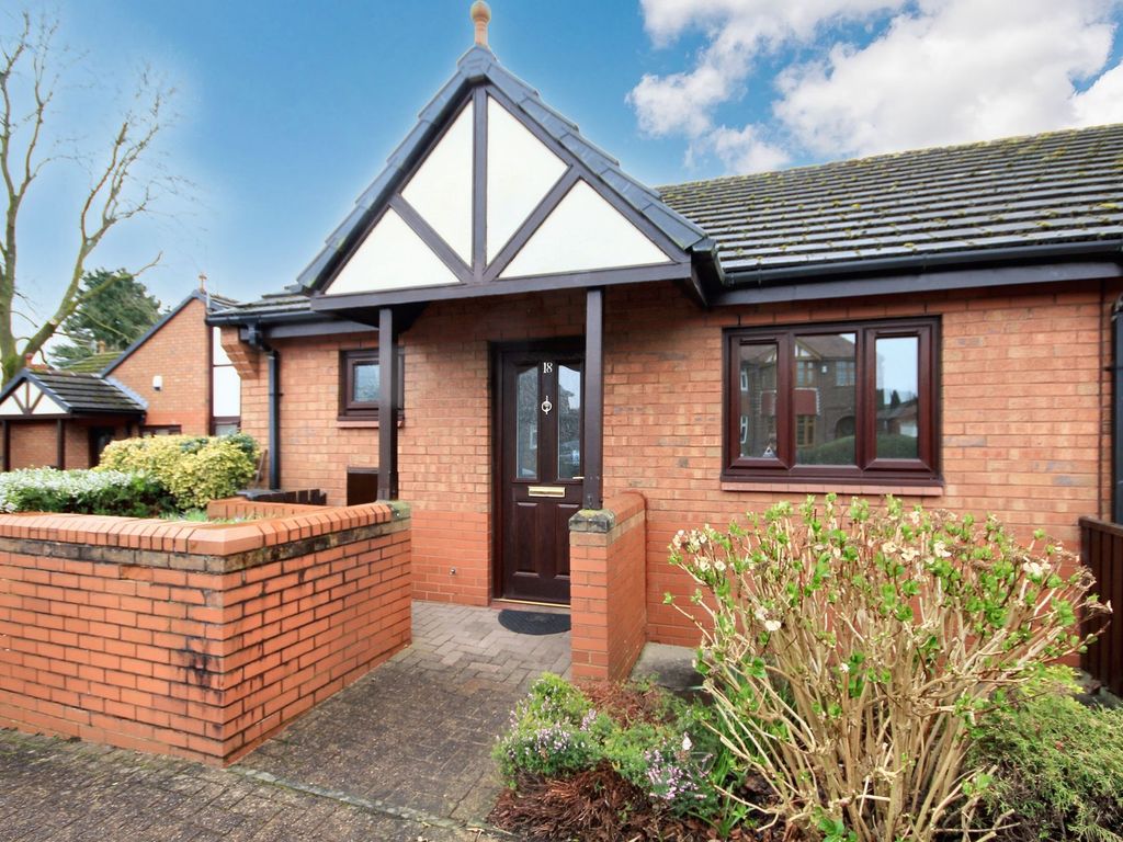 1 bed terraced bungalow for sale in Myddleton Lane, Winwick WA2, £