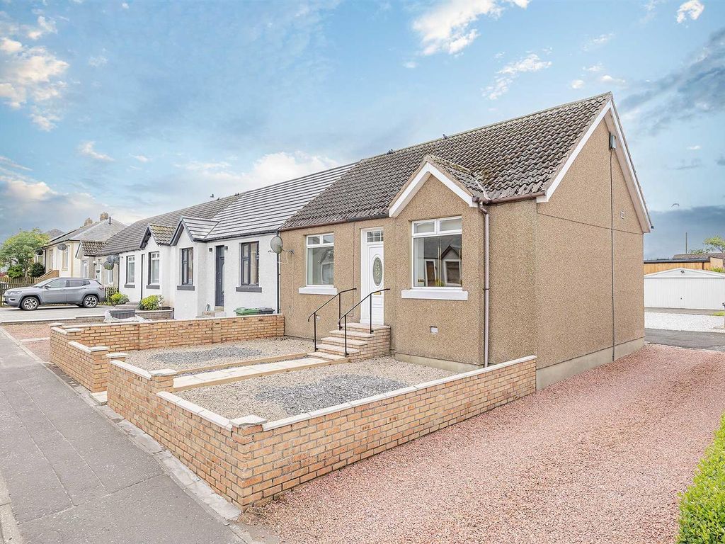 2 bed end terrace house for sale in Harthill Road, Blackridge, Bathgate