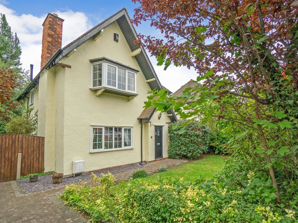 3 bed detached house for sale in Guffitts Rake, Meols, Wirral CH47 Zoopla