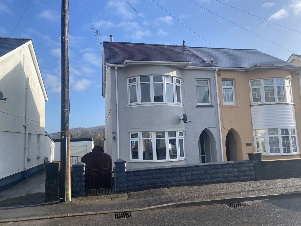 3 bed semidetached house for sale in Llandeilo Road, Llandybie, Ammanford, Carmarthenshire