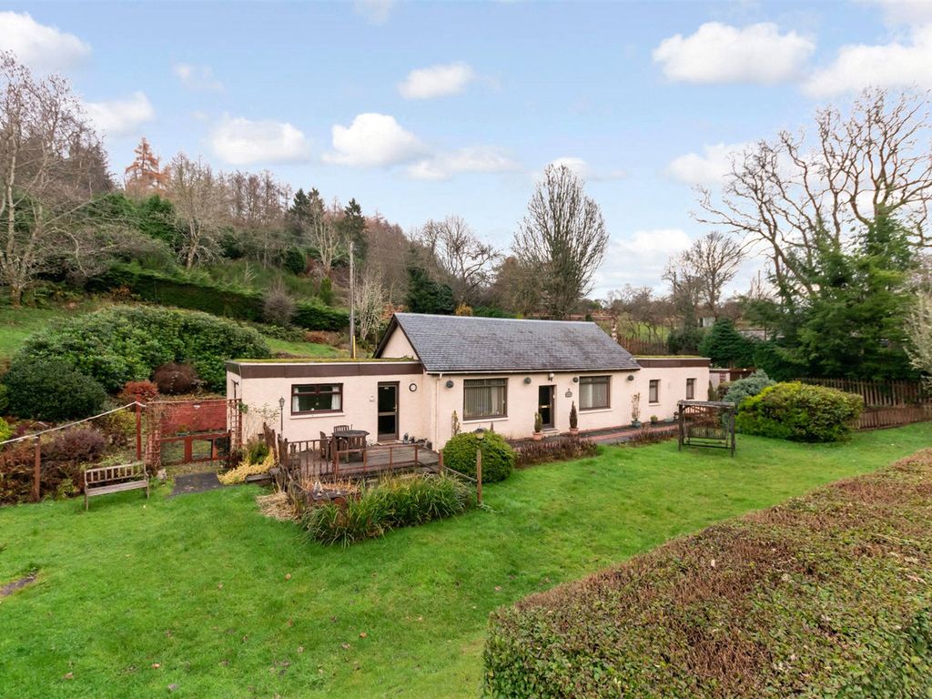 2 bed bungalow for sale in Drumvaich, Callander, Stirlingshire FK17, £