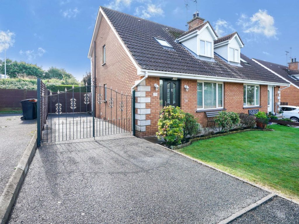3 bed semidetached house for sale in Avonlea Crescent, Craigavon BT64, £139,950 Zoopla