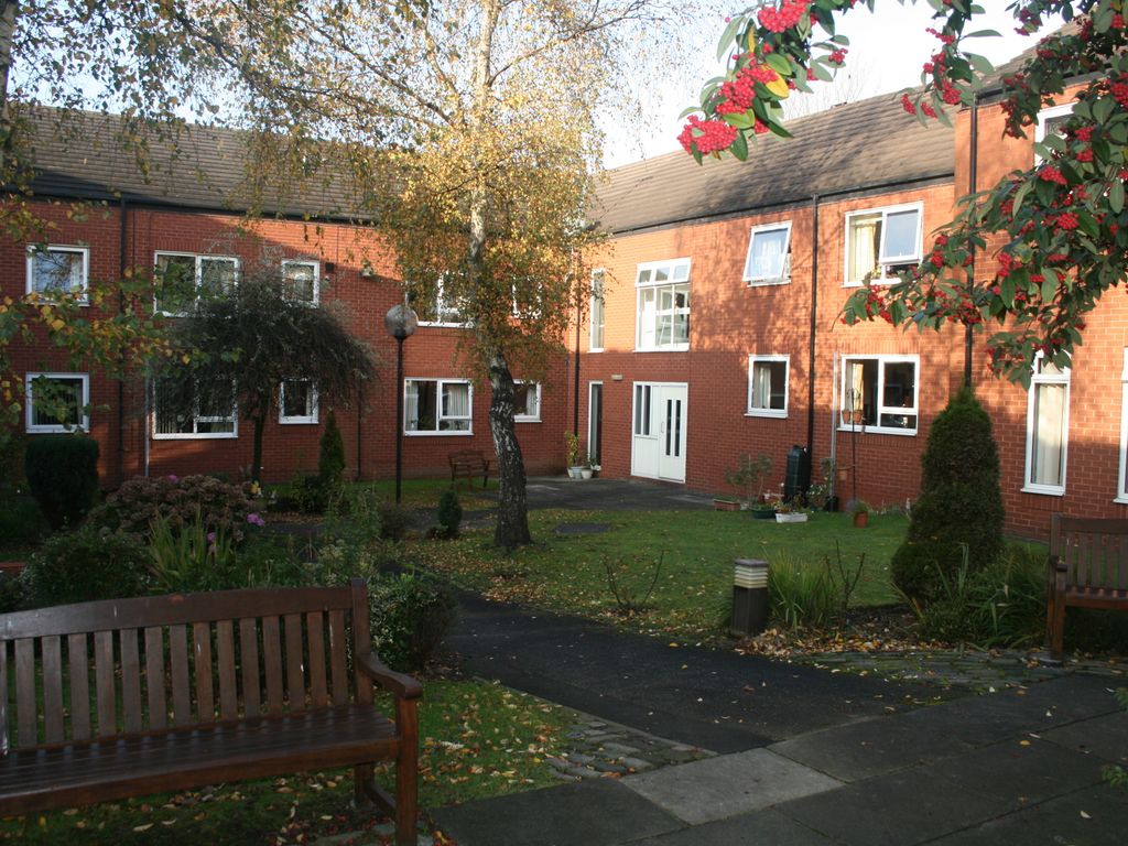 1 bed flat to rent in Bickerton Court, Oldham OL9, £632 pcm Zoopla