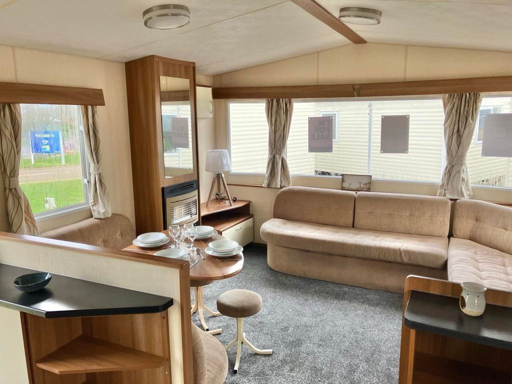 3 bed property for sale in Lowestoft NR32, £23,995 Zoopla