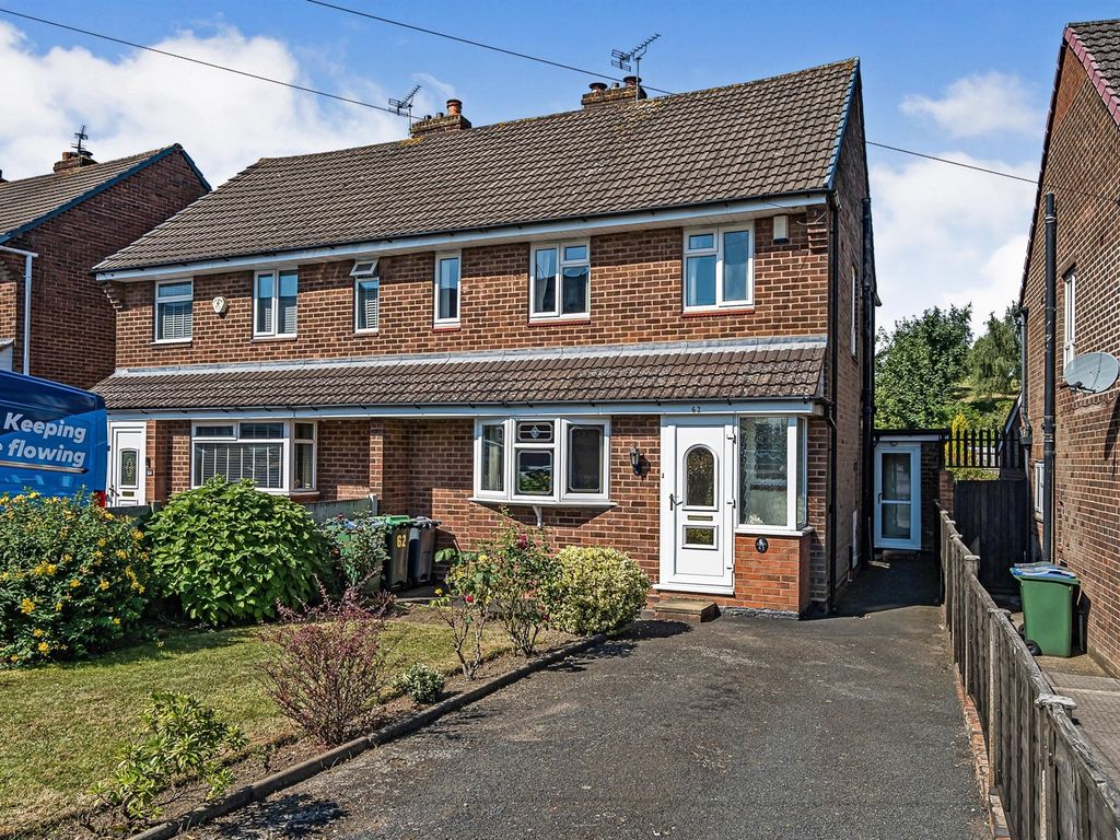 3 bed semidetached house for sale in Hanover Road, Rowley Regis B65