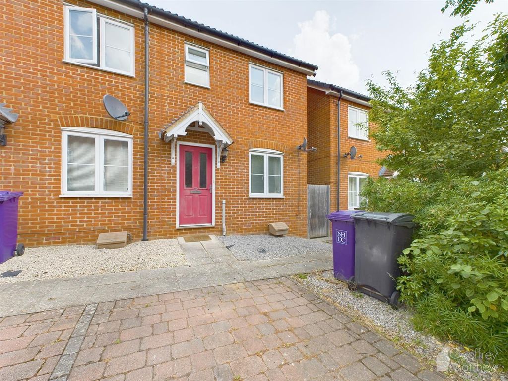 2 bed end terrace house for sale in Knott Close, Great Ashby, Stevenage