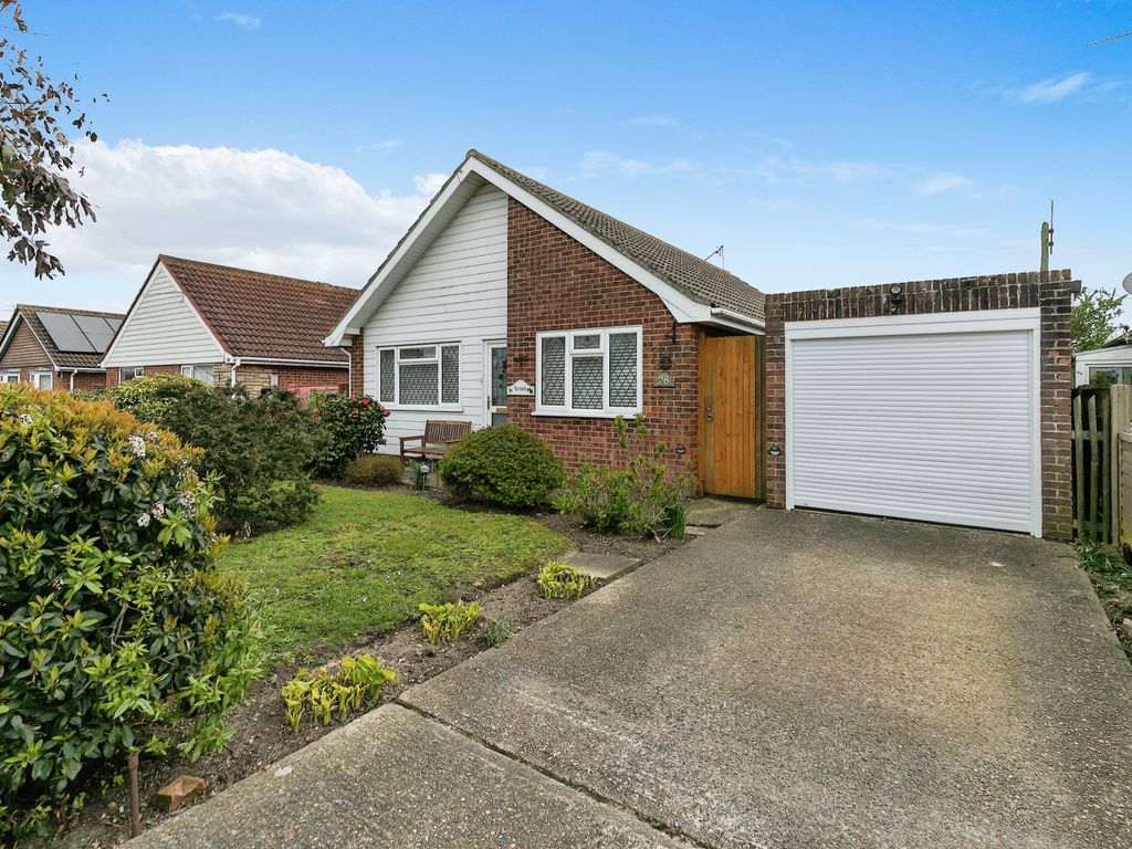 2 bed bungalow for sale in Hardy Road, Greatstone, New Romney TN28 Zoopla