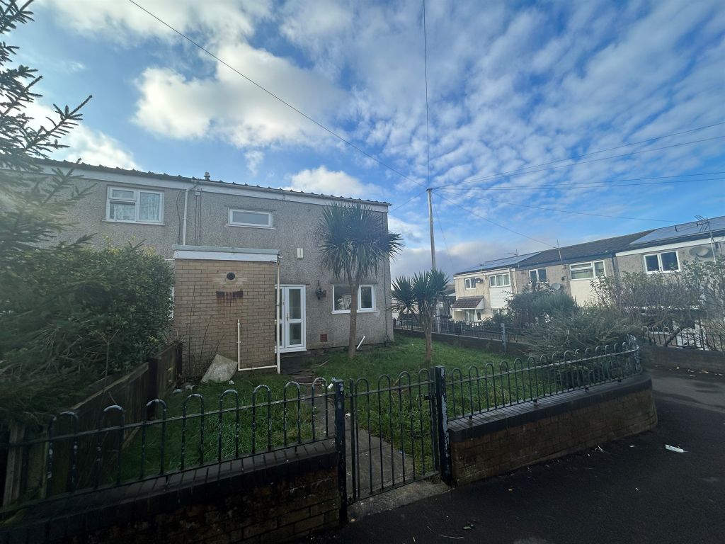 3 bed end terrace house for sale in CoedYGores, Llanedeyrn, Cardiff