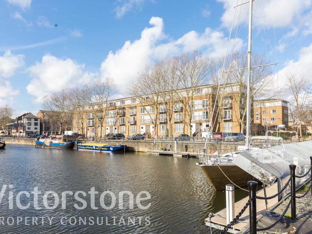 1 bed flat to rent in Rope Street, Surrey Quays, London SE16, £1,875 pcm Zoopla