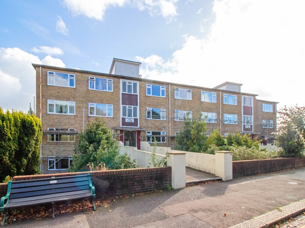 2 bed flat for sale in Devonshire Court, The Drive, Hove BN3 Zoopla