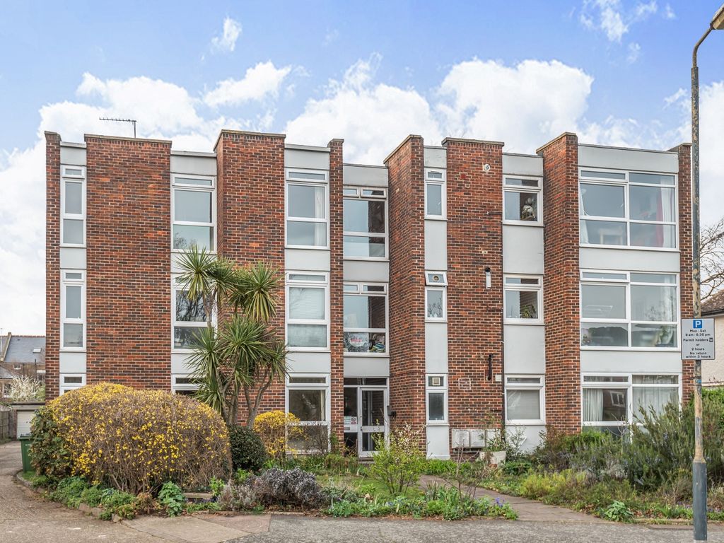 Hardy Road, London SE3  