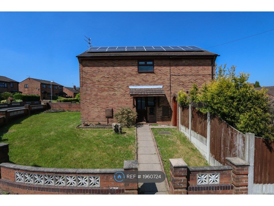 4 bed detached house to rent in Bexhill Grove, StokeOnTrent ST1, £975 pcm Zoopla