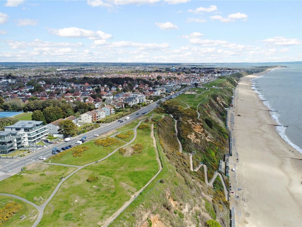 4 bed flat for sale in Overcliff Drive, Southbourne, Bournemouth BH5 Zoopla