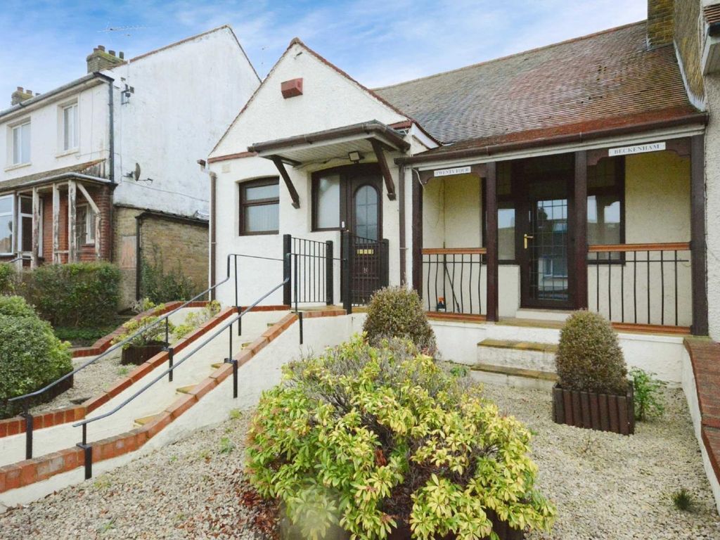 2 bed semidetached bungalow for sale in Kent Road, Margate, Kent CT9