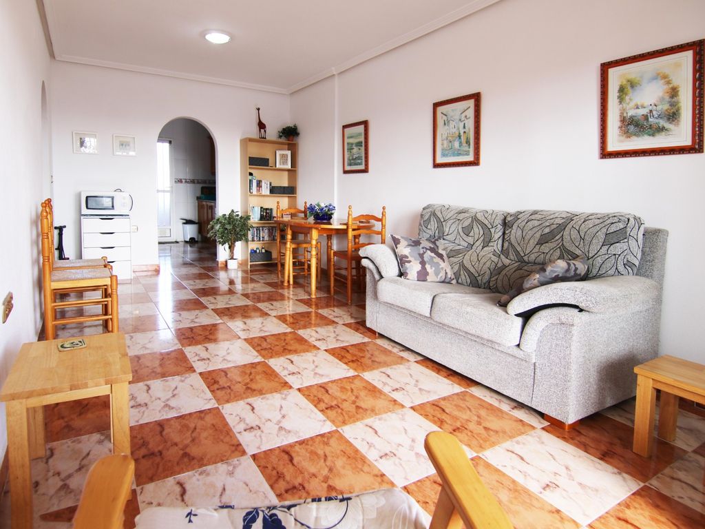 2 bed bungalow for sale in Orihuela Costa, Alicante (Costa Blanca South