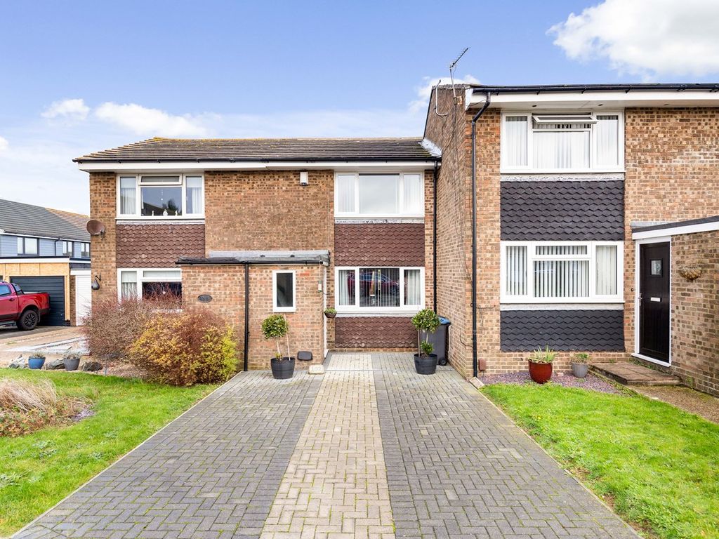 2 bed terraced house for sale in Cranleigh Drive, Whitfield, Dover CT16