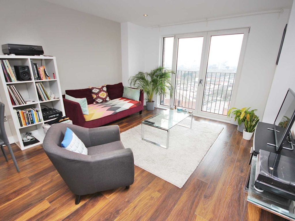 2 bed flat for sale in Wilburn Basin, Ordsall Lane, Salford M5, £